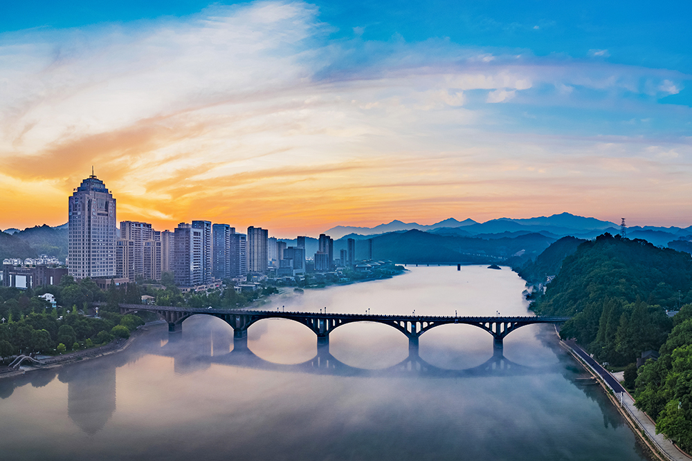 1730709810798600vlJV.jpg 1730709810798600vlJV.jpg